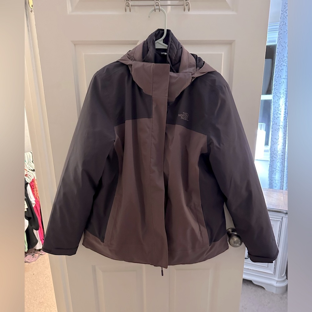 Northface Women’s Purple jacket size XL